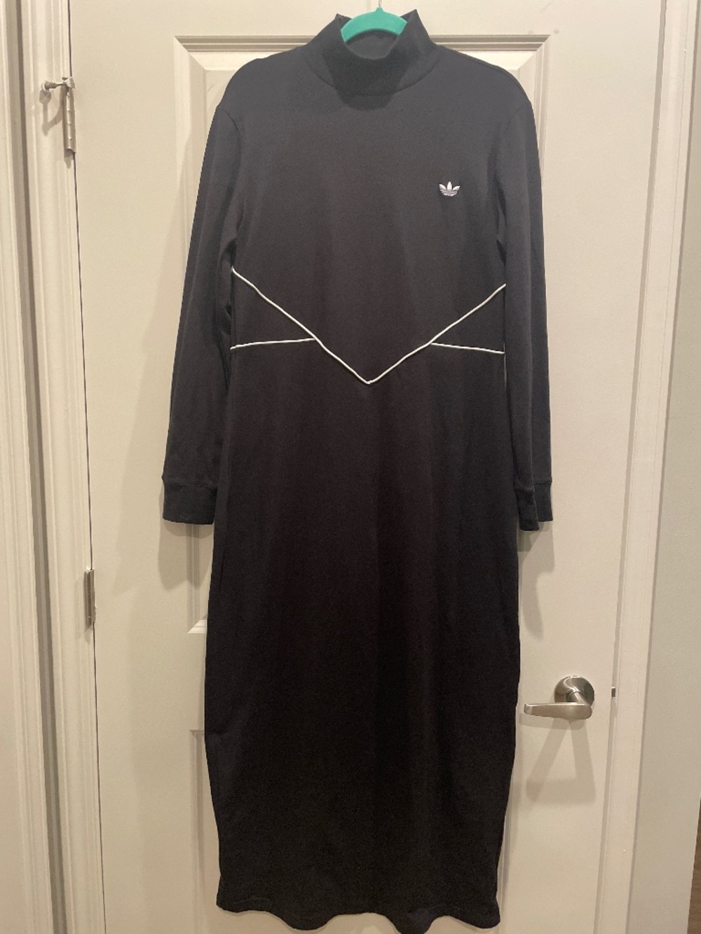NWT Adidas Turtleneck Dress Black w/White Lines Size XL